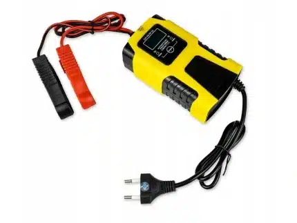 Nabíječka AGM baterií 6 V : 12 V 2 A LCD1